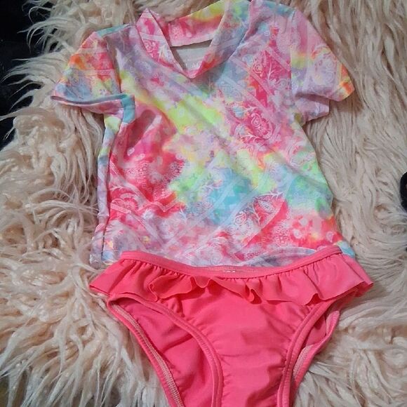 NWOT The Childrens Place Colorful Toddler Swimsuit Set 2T - Picture 1 of 3